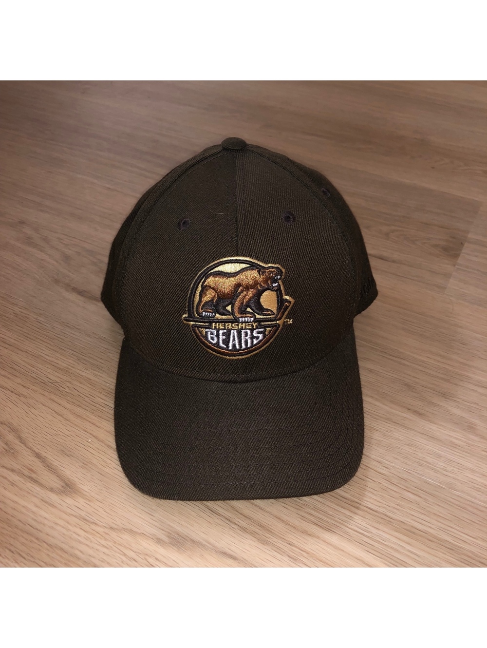 REEBOK AHL HOCKEY HERSHEY BEARS BROWN ADJUSTABLE HAT